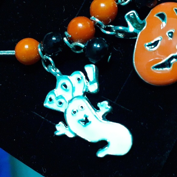 BOO!!   HALLOWEEN Necklace & Earrings SET! - Picture 10 of 12